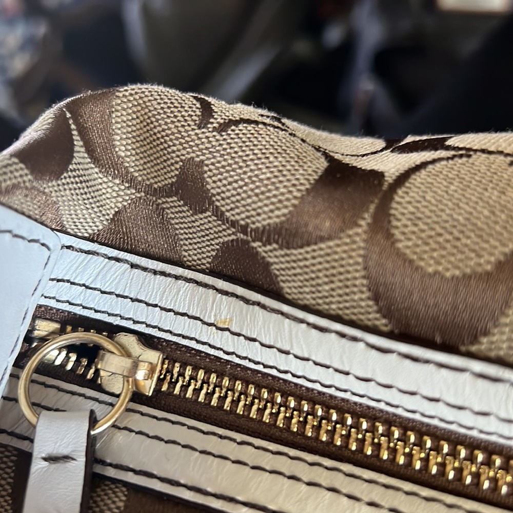 Vintage Coach Shoulder bag, GUC - Picture 6 of 6